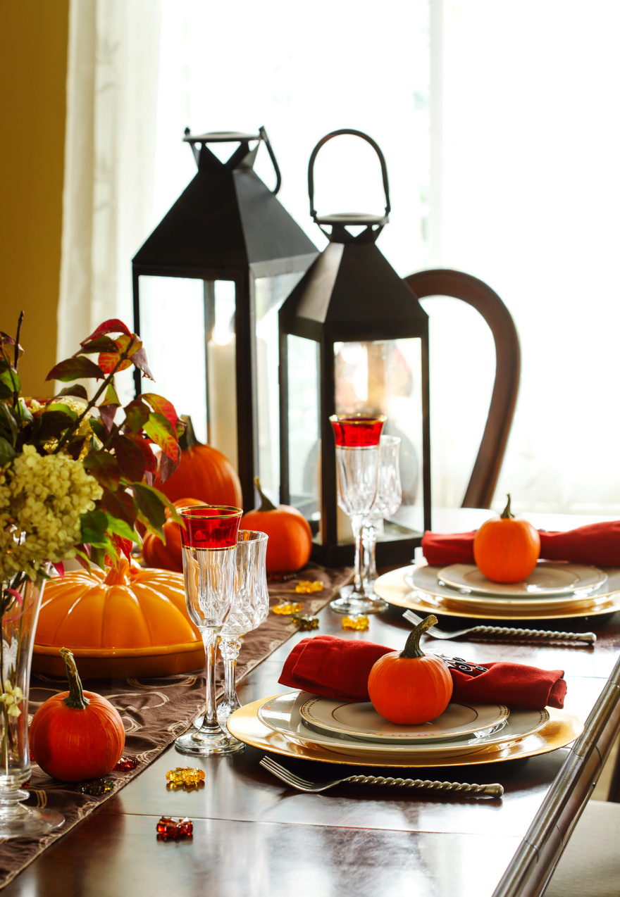 Thanksgiving table setting