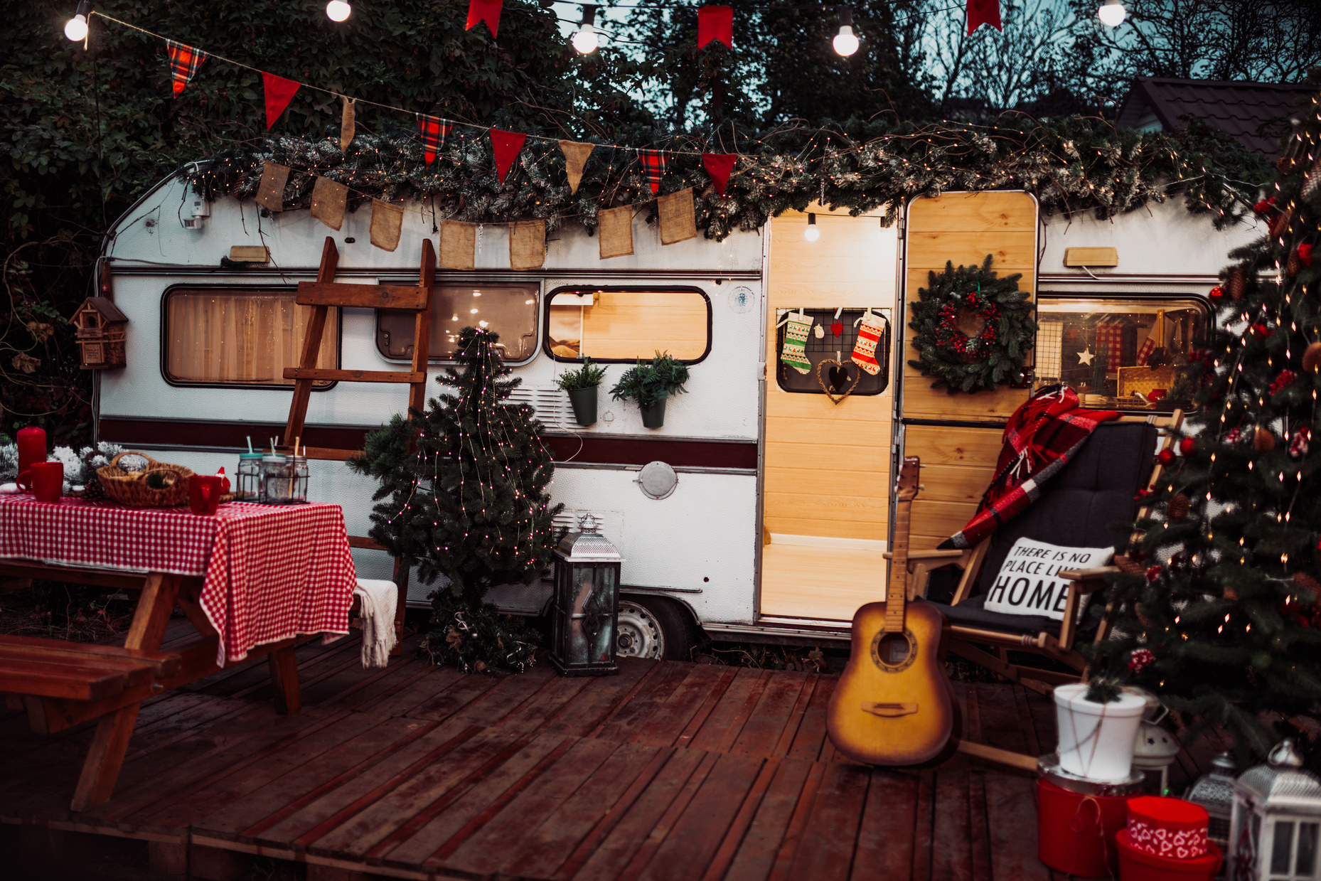 Christmas Winter Trailer Decor Outside